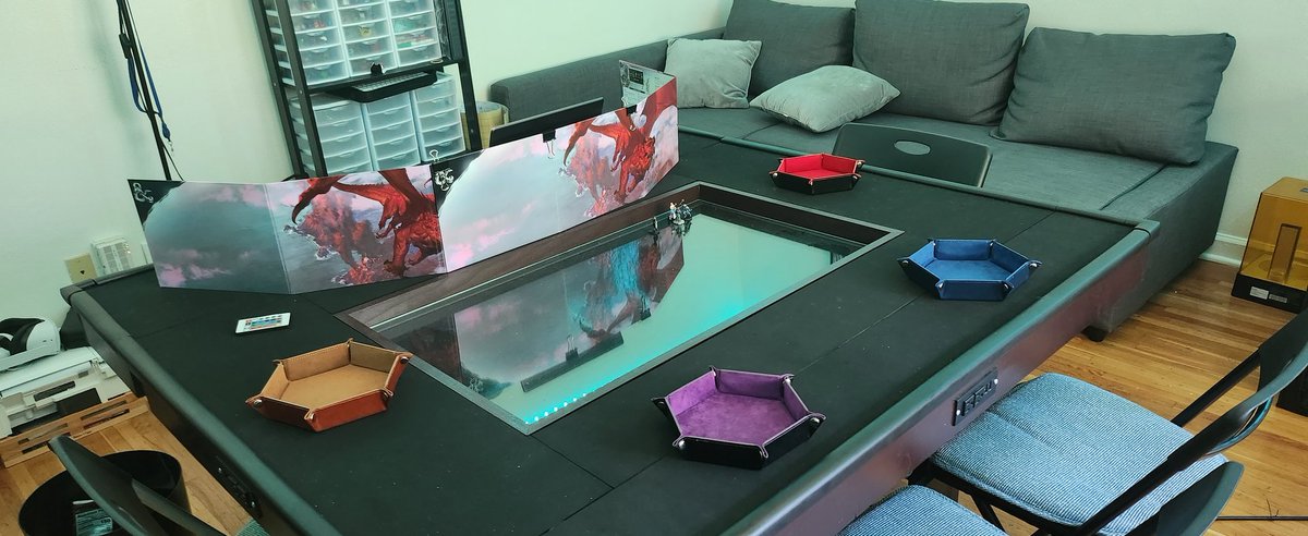 MawrtalNinja's tweet photo. December 2021, I came back home for the holidays and asked my dad to help build a D&D table for my apartment. Mind you, he had no idea what D&D was.
Now it's been 1.5 years of making epic D&D memories with some wonderful folks at this beast of a table!
#DnD #TTRPGs #dndtable https://t.co/Z0Xc1jK6OH