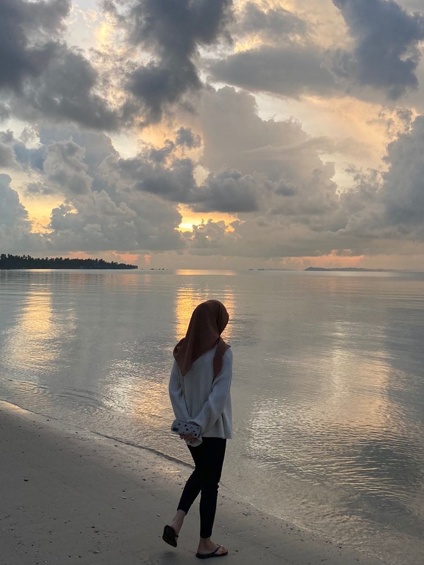 fatinbtrsya's tweet photo. 28 apr 23 
W/sunrise🦋 https://t.co/OAgHFqoAGy
