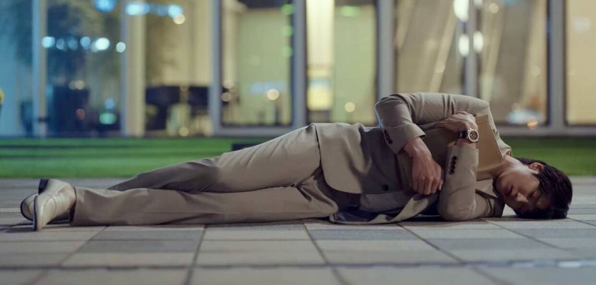 Bohyun is sooo tall he takes up the whole frame🤣 I’m still laughing!! #SeeYouInMy19thLifeEp4 #SeeYouInMy19thLife #AhnBohyun