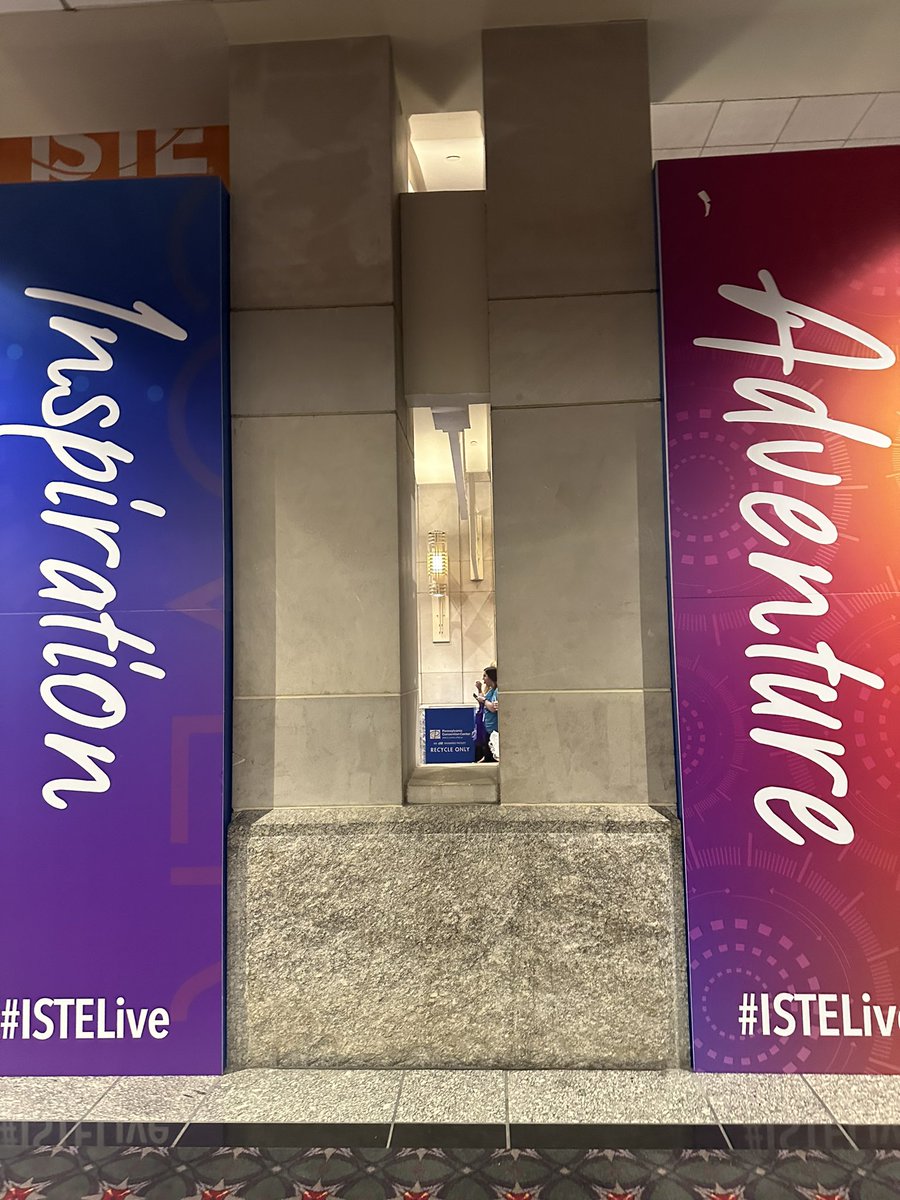 So excited to be in Philly at the ISTELIVE conference! #ISTELive <a href="/KristaBraddock/">krista braddock</a>
