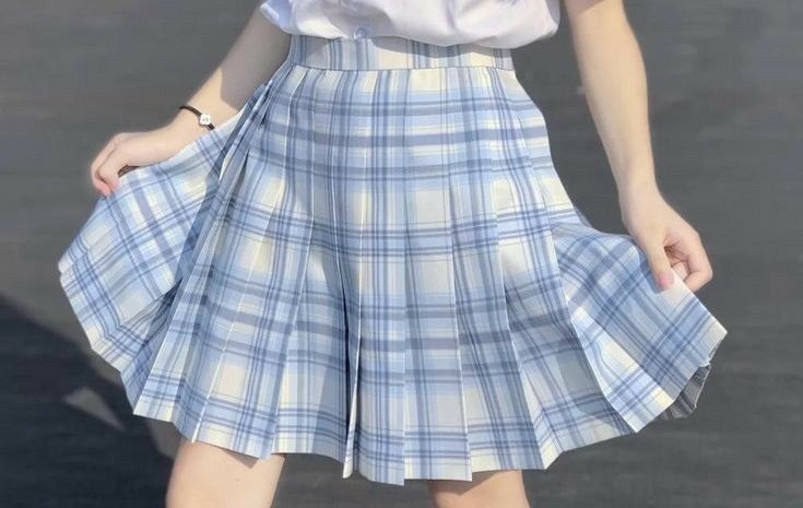 CutieBabyNelly's tweet image. Lα meılleure jupe :