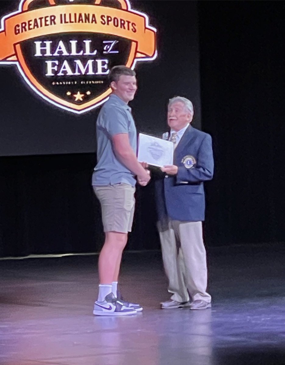 Congrats to <a href="/Gtaylor3326/">Garrett Taylor</a> ! Greater Illiana Hall of Fame “Athlete of the Year” and Scholarship winner!!! <a href="/SaltFork_HS/">Salt Fork H.S.</a>