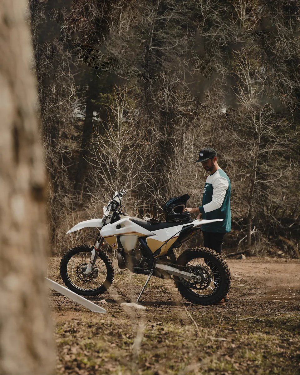 SA1NT_CC's tweet photo. "Remember, happiness isn't something to search for; it's found in every twist and turn along the way." 

#SaintUnbreakable #SA1NT #SaintCC

Rider is wearing the MX Bolt Script Top. 

Shop now at https://t.co/BtYlUtKGDQ https://t.co/RSEPSL5feW
