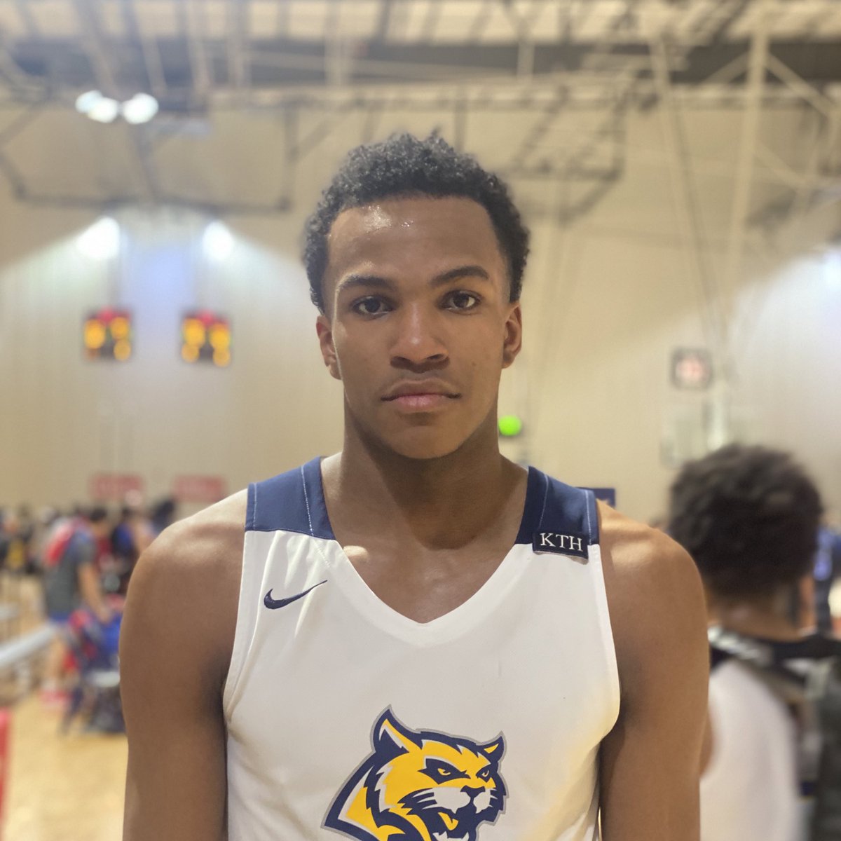 Josh Hill’s stock is rising right now, another great showing here against Walton. So much upside in Hill’s size and length but the natural shooting touch is a rare trait for his archetype.

#GBCALive