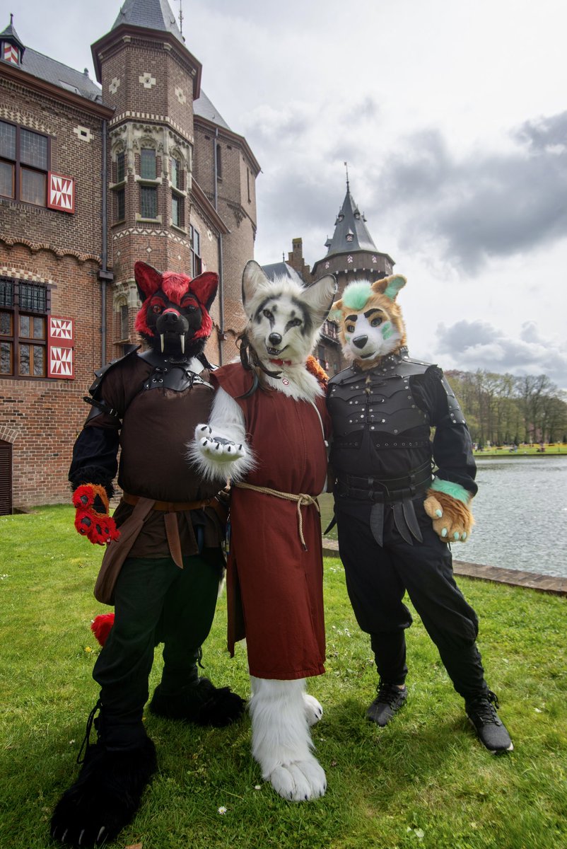 Monty_621's tweet photo. The #elfia It was really great
#fur #fursuit #fursuiter #mittelalter #mitelaltermarkt #germany #german #germanfurry #germanfurr #furry #furryfandom #furryforlife #germanfursuiter #monty #mideaval #netherlands #holyday #goodday #furrsuiting #fur https://t.co/foWVs4fIjJ