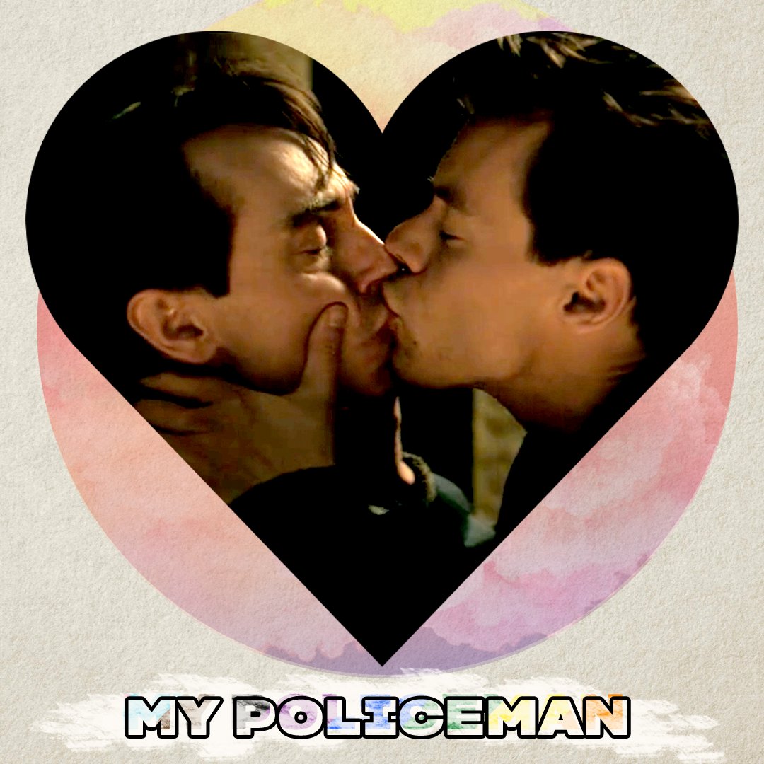 PrimeVideoCA's tweet photo. Put them on the Kiss Cam, mwah 😘 #NotJustForShow https://t.co/c8yZsROien
