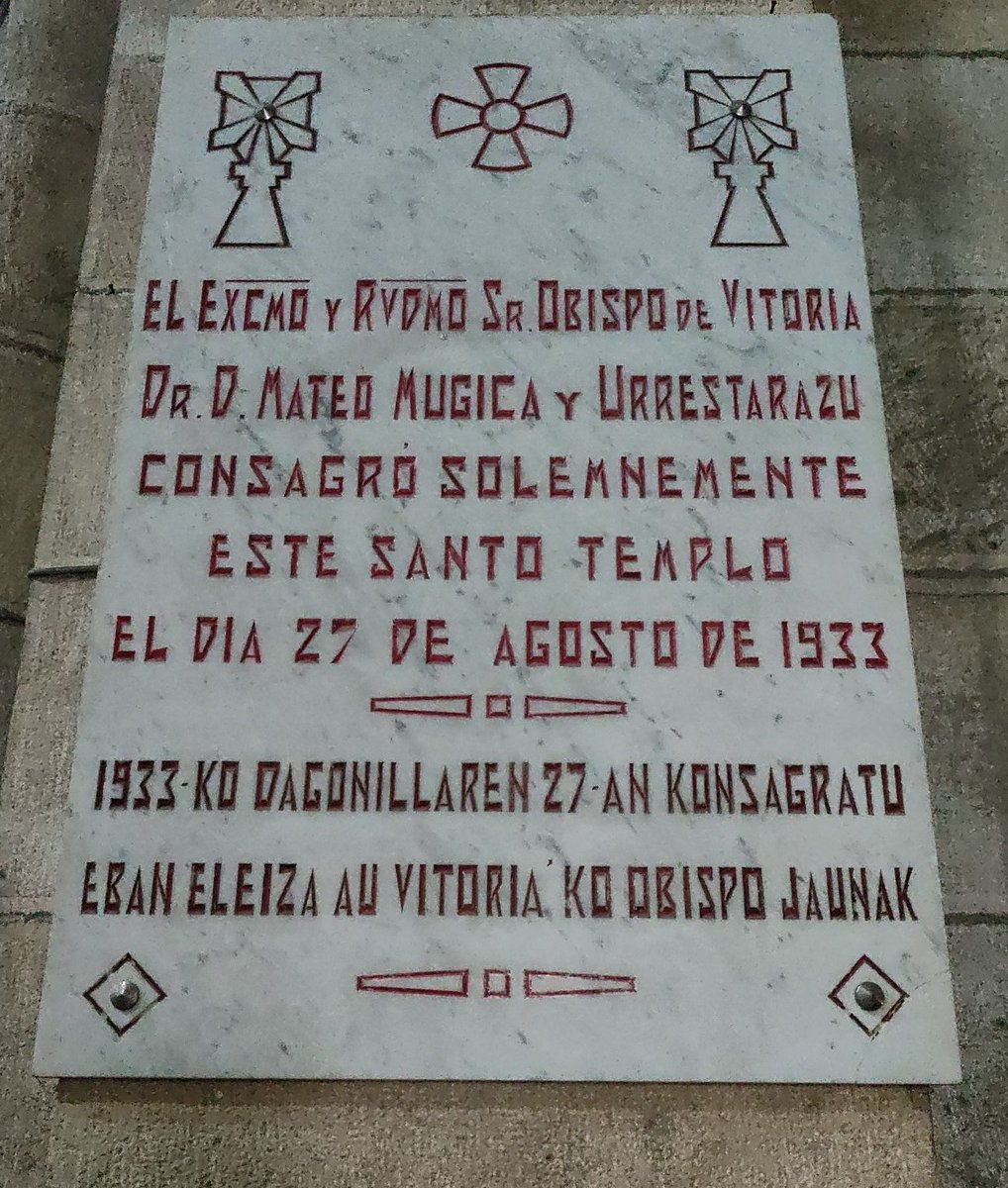 Me encanta todo de cómo está escrito en euskera: vizcaíno, usando dagonilla para agosto, con los apóstrofos... 😍😍