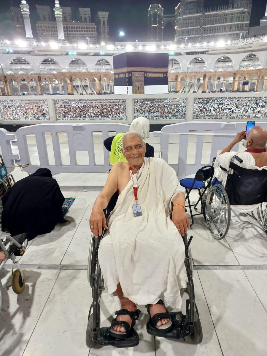 وفاة الحاج السوري "محمد سعيد مصطفى تليتي" في #مكة_المكرمة ، دُفن في إحدى مقابر مكة وهو من مدينة #حماة

اللهم إنا نسأل حسن الخاتمة