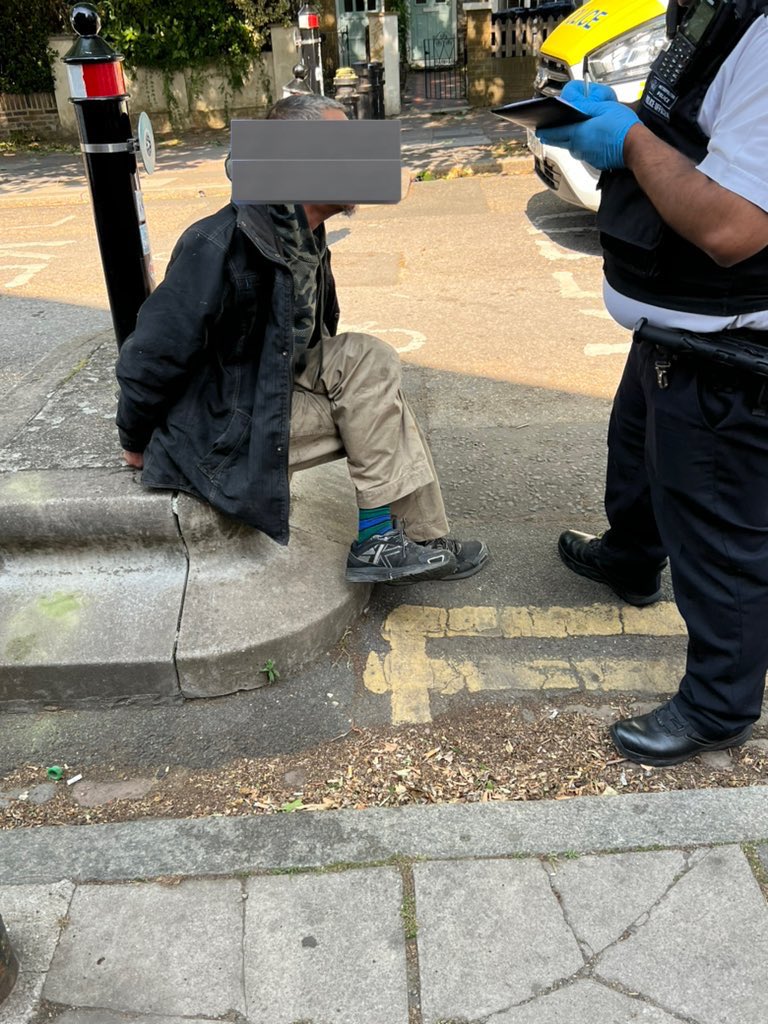 ealingMPS's tweet photo. Male arrested by #ASBTeam in #Hanwell, Station Rd for breach of Community Protection Notice. He will remain in custody overnight and be presented to the court in the morning. https://t.co/fSqphql69M