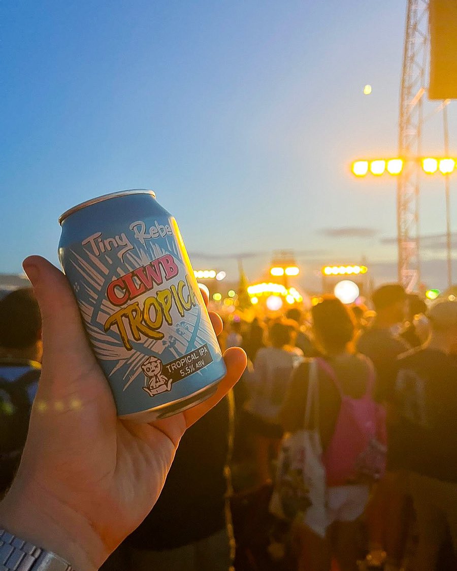 Cheers @glastonbury 🍻

#tinyrebel #glastonbury2023