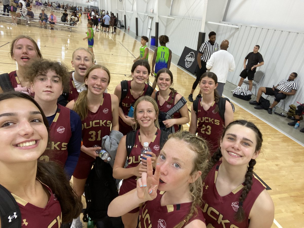 MT Elite Ducks 8th grade Emerald finish the Under Armour Futures Finals with a big win over Indiana Lady Focus Premier! Emerald turned great team defense into textbook transition offense in the win! #MTEDFamily #EmeraldDucks #SpaceandPace #EarnedIt #DellaDucks