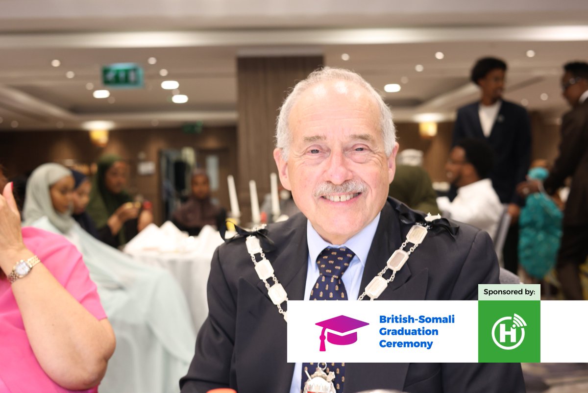 Hormuud's tweet photo. Our warmest congratulations go out to the outstanding Somali students who graduated from UK universities this year!
We are honored to have sponsored and participated in a wonderful graduation ceremony hosted by the UK Somali community at the Hilton London Kensington Hotel last night to celebrate the accomplishments of the graduates.

#BritSomGrad23 
#GuulSoomaaliyeed
#Hormuud