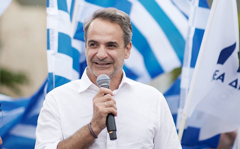 MichailGkolemis's tweet photo. Νίκησε
🔵Η υπευθυνότητα στην πολιτική εθνικής ασφάλειας της Πατρίδας μας
🔵Η ευελιξία στον χειρισμό των πολλαπλών κρίσεων
🔵Η ειλικρίνεια και ο πολιτικός πολιτισμός

Συνετρίβησαν
🔴Η Αριστερά
🔴Η εθνική ανευθυνότητα 
🔴 Ο διχασμός,η τοξικότητα,οι ύβρεις

🇬🇷Σήμερα νίκησε η Ελλάδα! https://t.co/UMu3i5auOq