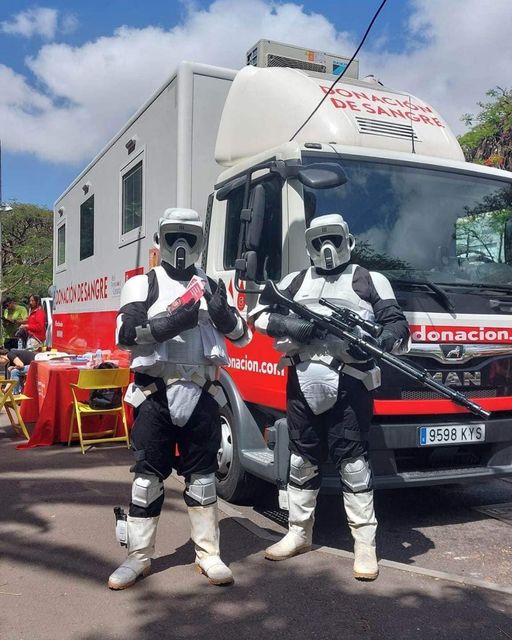 Scouts from The @legion501 being “bad guys doing good” by helping out at a local blood drive!!!
@501Pathfinders #StarWars #501st #BadGuysDoingGood
#DonateBlood #BeAHero #GiveBloodSaveLives