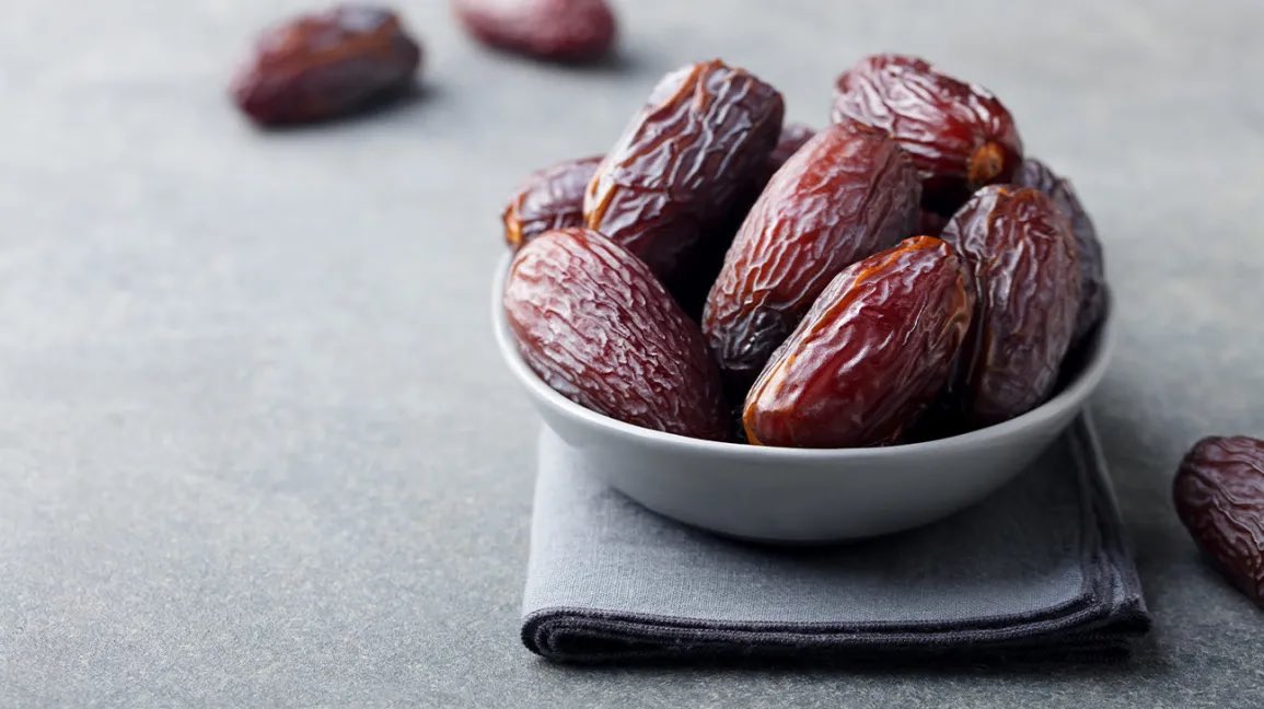 Fruits and vegetables that can improve your sexual health (Natural aphrodisiacs). Thread: 1. Dates.