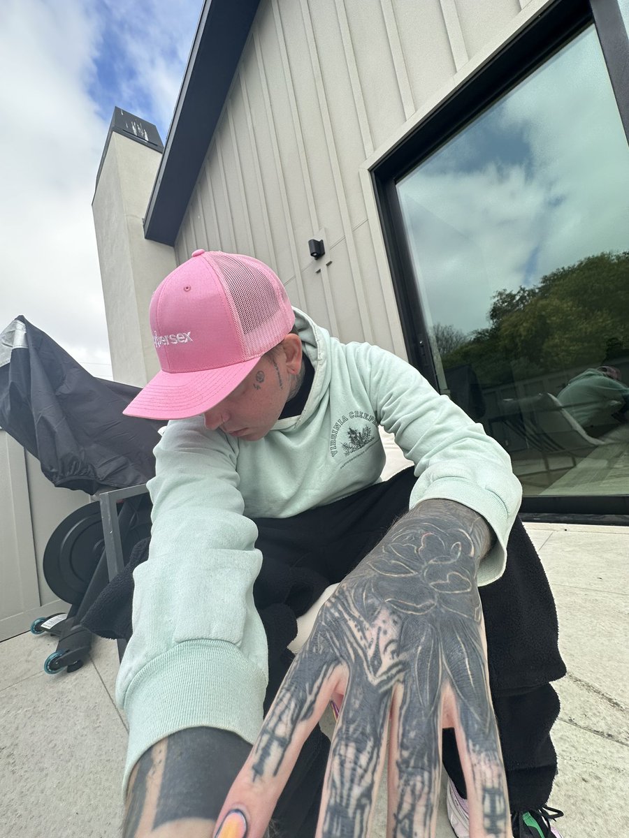 iamblackbear's tweet photo. youll never be good enough for the wrong person https://t.co/zS5KSqOwJx