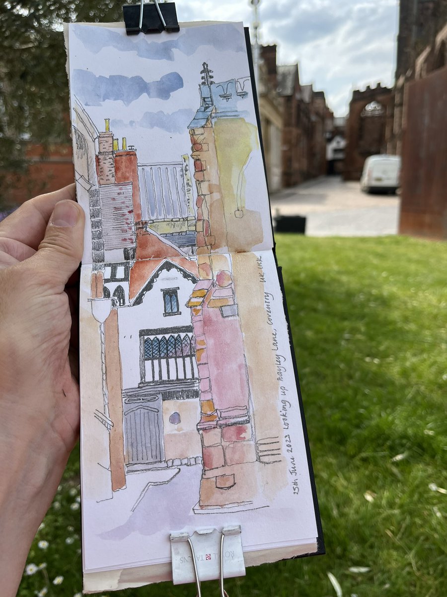 #drawing 3977 looking down Bayley Lane, Coventry #thedailysketch #urbansketchers #adrawingaday