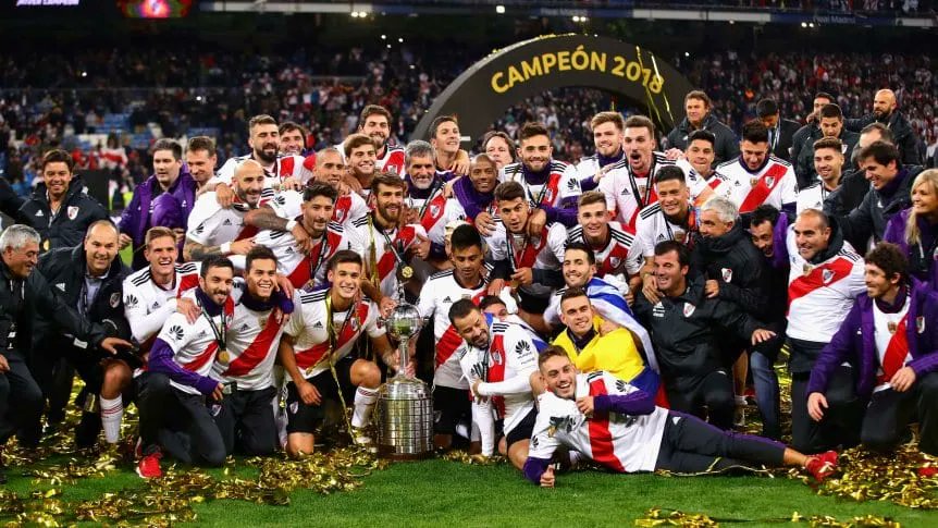 ✍ Abro hilo... 

🧵 En este hilo voy a subir TODOS los goles de River Plate en la Copa Libertadores 2018 🏆

Si te gusto el hilo te agradeceria con un RT, FAV o Follow.