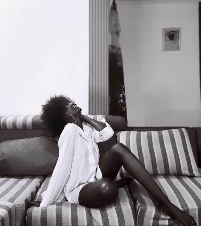 « Ne revivez le passé que si vous allez vous en servir pour construire le futur »bon dimanche ♥️
#QueenMama