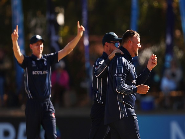 ani_digital's tweet photo. CWC Qualifiers: Brandon McMullen's all-round show helps Scotland defeat Oman by 76 runs

Read @ANI Story | https://t.co/krR1Px5Kfo
#CWCQualifiers #SCOvsOMA #cricket #CricketWorldCupqualifiers https://t.co/InTkWulS8Q
