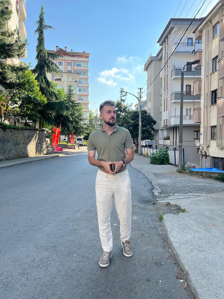 Batuhan Akıntürk (@iamakinturk) on Twitter photo 