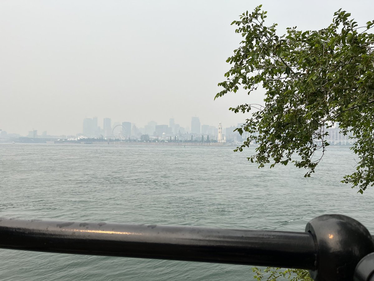An eerie, smokey pall over Montreal today. Never seen anything like it in my life. But there’s no climate change or global warming right? #ClimateChange #SmokeAndSmog #StayIndoors #QCFires