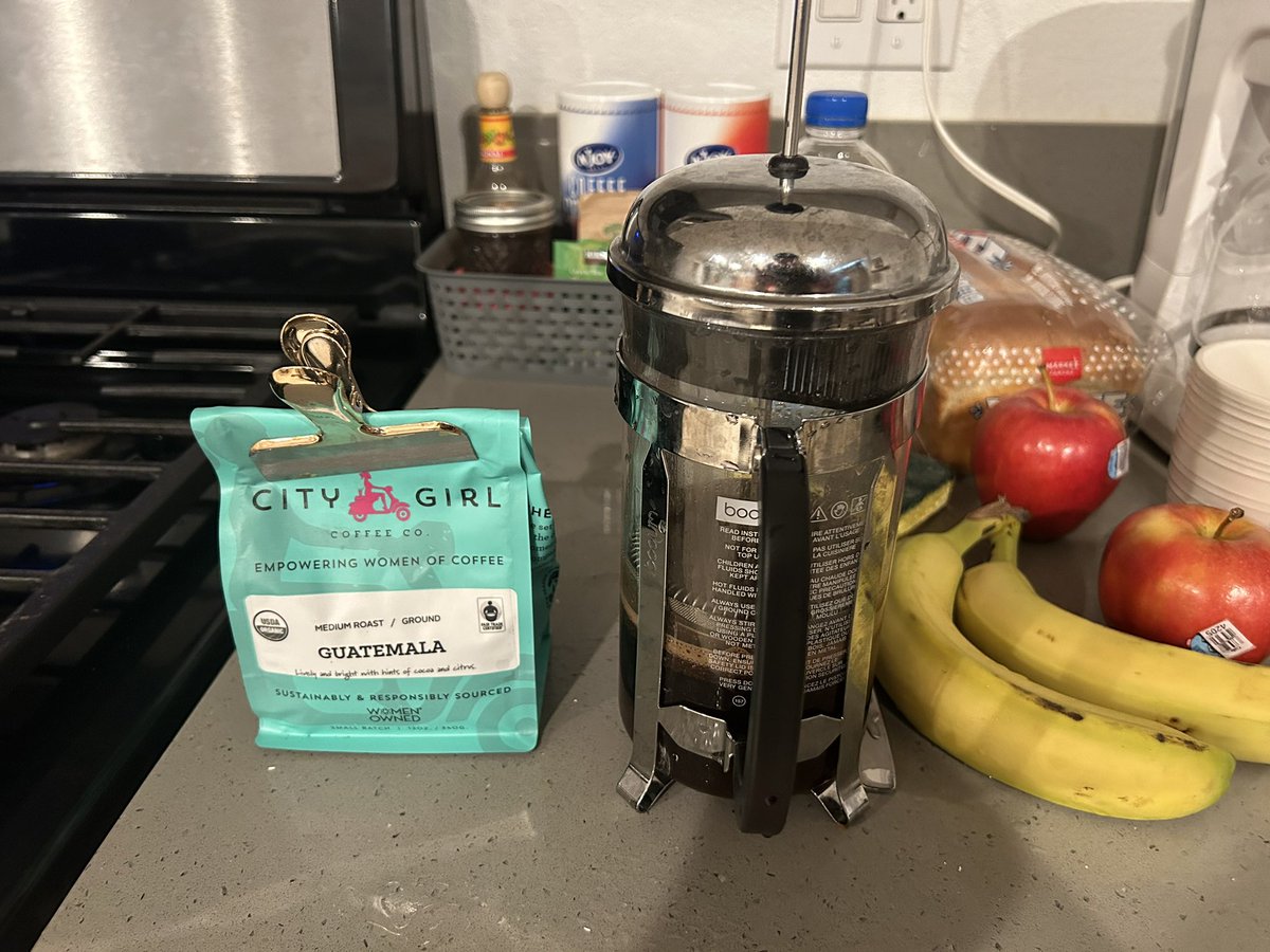 #WSOP tips and tricks: bring your own coffee and french press <a href="/CityGirlCoffee_/">CityGirlCoffee</a>