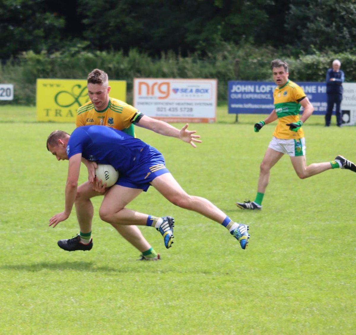 2 more pitch signs we have up at the Pike @fotaislandresort  and NRG awareness in Brooklodge,
If you would like to enquire about a pitch side signs/hoarding, Declan of our Fundraising Committee would be more than happy to help, contact Declan on 08 (086) 811 7100. 💛💚 #glanmire