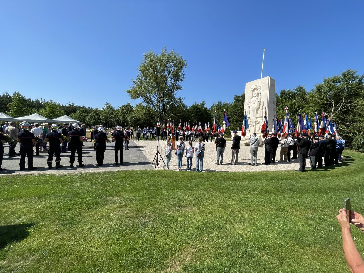 MALefeuvre's tweet photo. Ce matin nous étions réunis pour le 79ème anniversaire de l’attaque du Maquis de Saffré qui s’est produit au cours de la 2nd guerre mondiale.
N’oublions jamais pour que le souvenir reste et que les combats du passé nous guident dans notre monde d’aujourd’hui. https://t.co/frnBoU1sNt