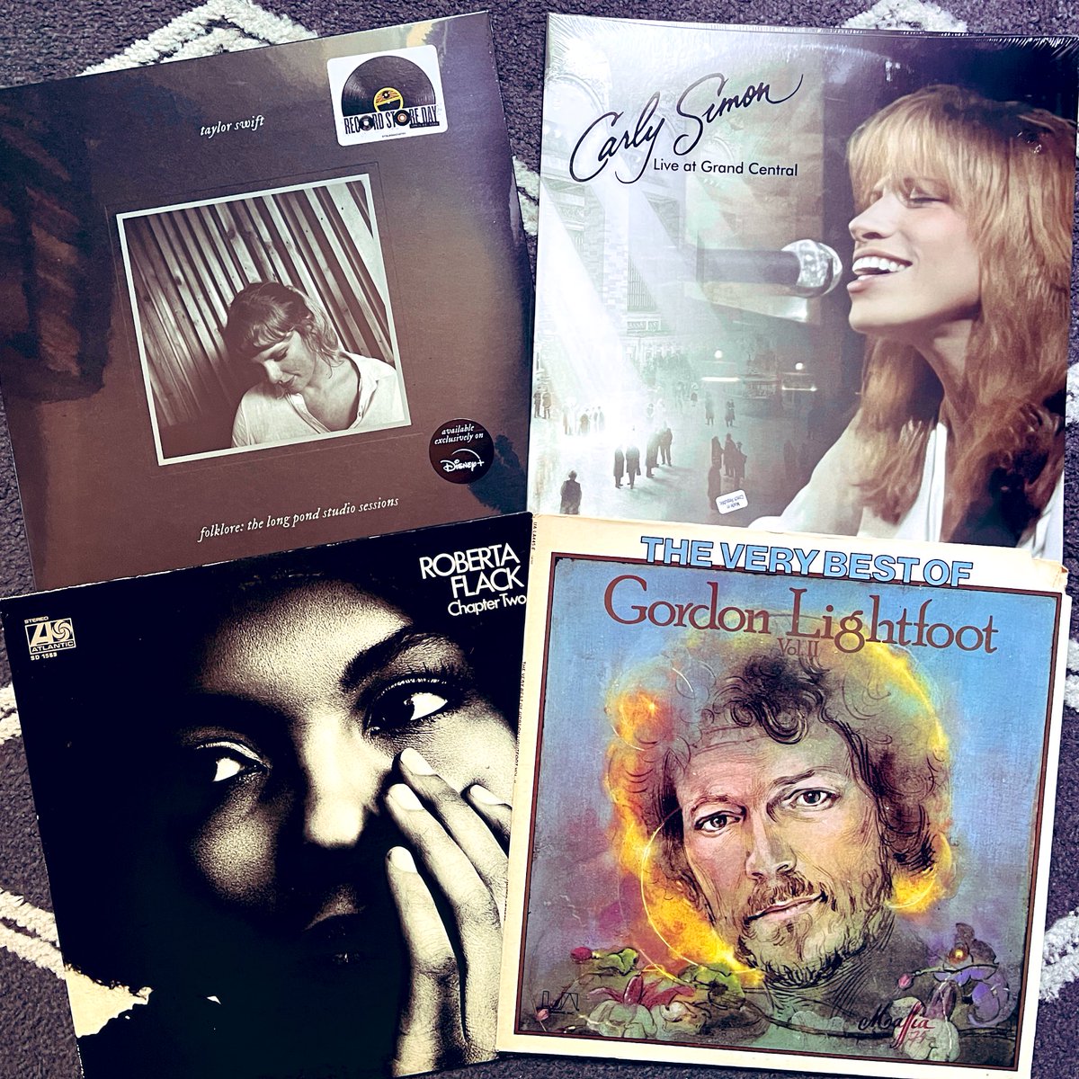 Latest adds to my #vinylcollection: #TaylorSwift #CarlySimon #RobertaFlack #GordonLightfoot