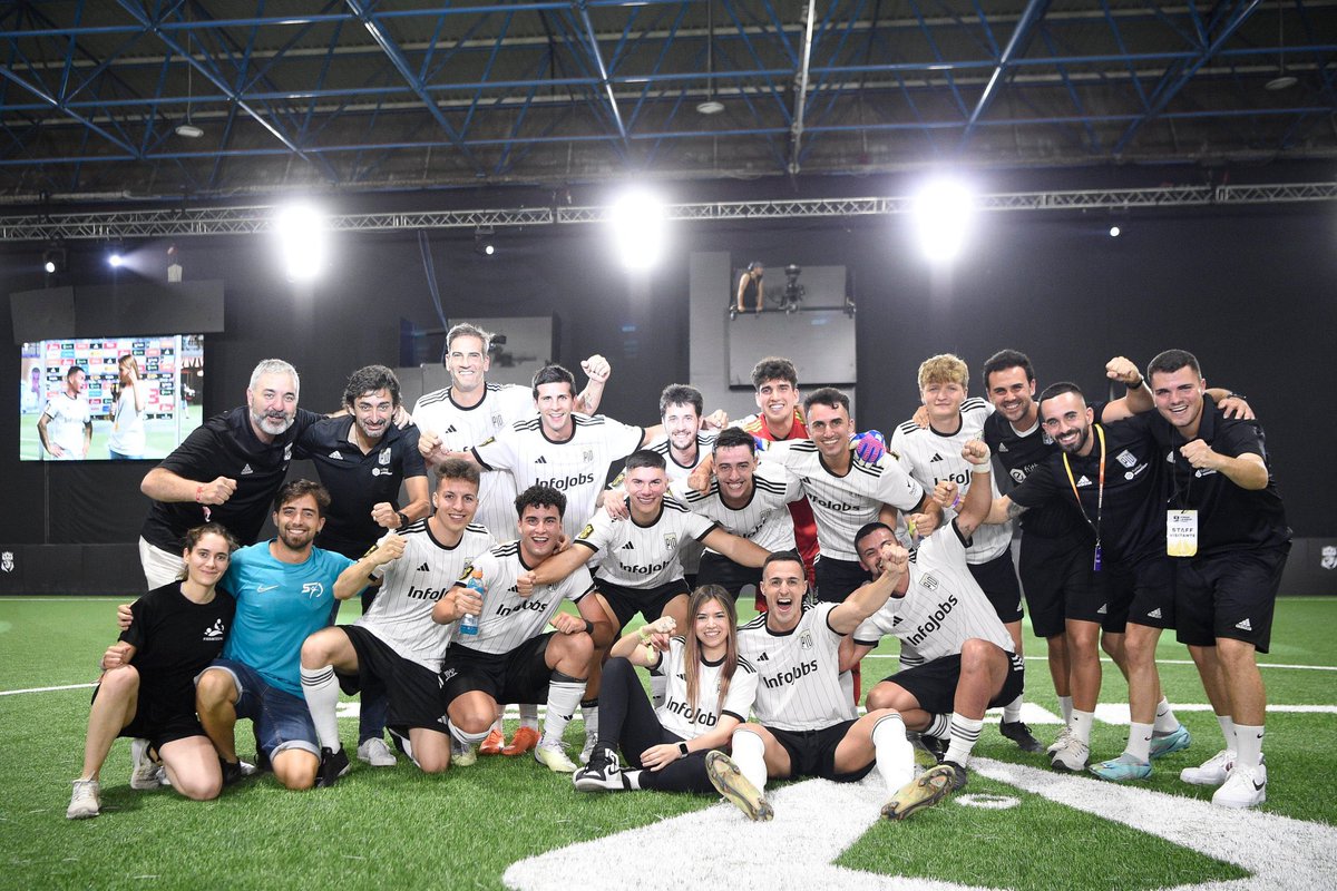 samyriveratv's tweet photo. mi equipazo 🫶🏼🐥 los quiero cabrones https://t.co/DcNz1ootq8