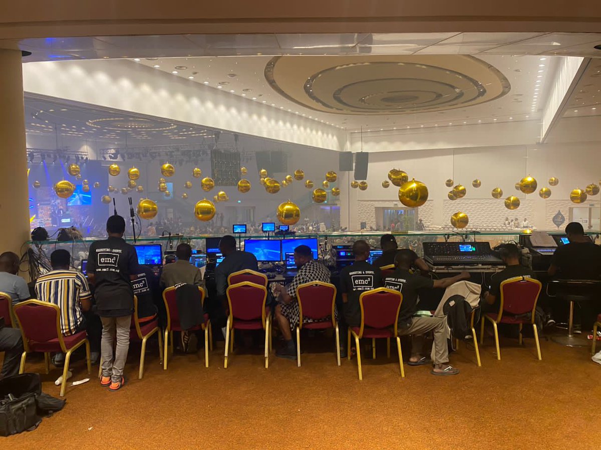 emc3nigeria's tweet photo. At emc3nigeria, we make every moment counts..✌🏾
#FAMA2023
#CelebratingTrailblazers⚡️🏆🥇
#production🎥
#livestreaming🎞️
#Showcaller📽️
#broadcast
#events
#marketing https://t.co/je4Ur2UM8W