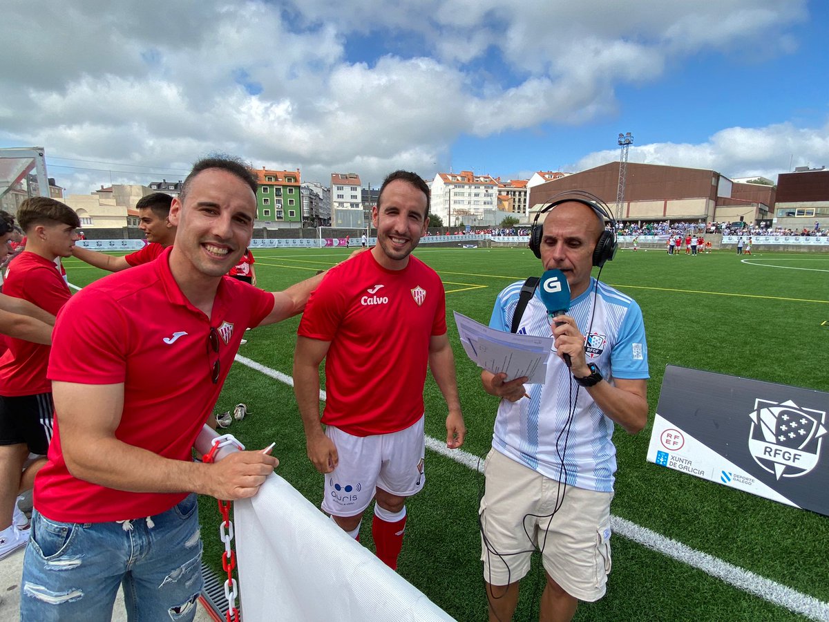GALICIANGOLES's tweet photo. Rematamos a temporada. Un ano máis coa Copa da Costa. Desde as 12h coa final feminina e ata as 21.30h coa masculina. Grazas a @futgal e a Santa Comba pola axuda para facer a radio en directo. https://t.co/ol6bzdvJGW
