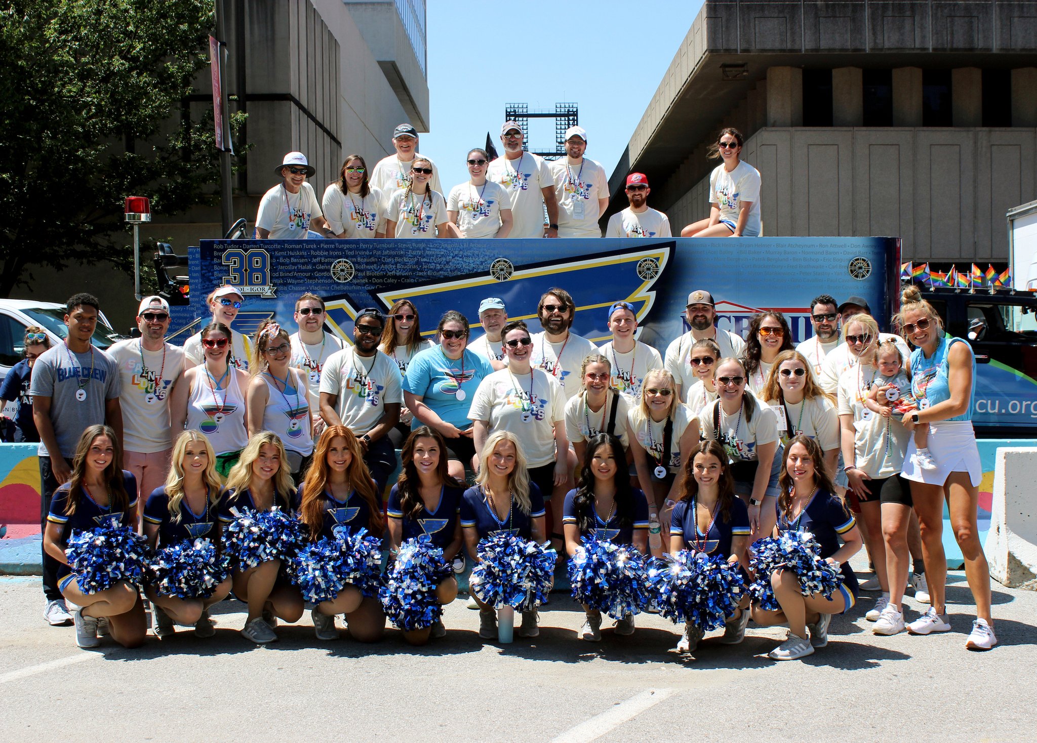 st-louis-blues-on-twitter-members-of-our-staff-including-president