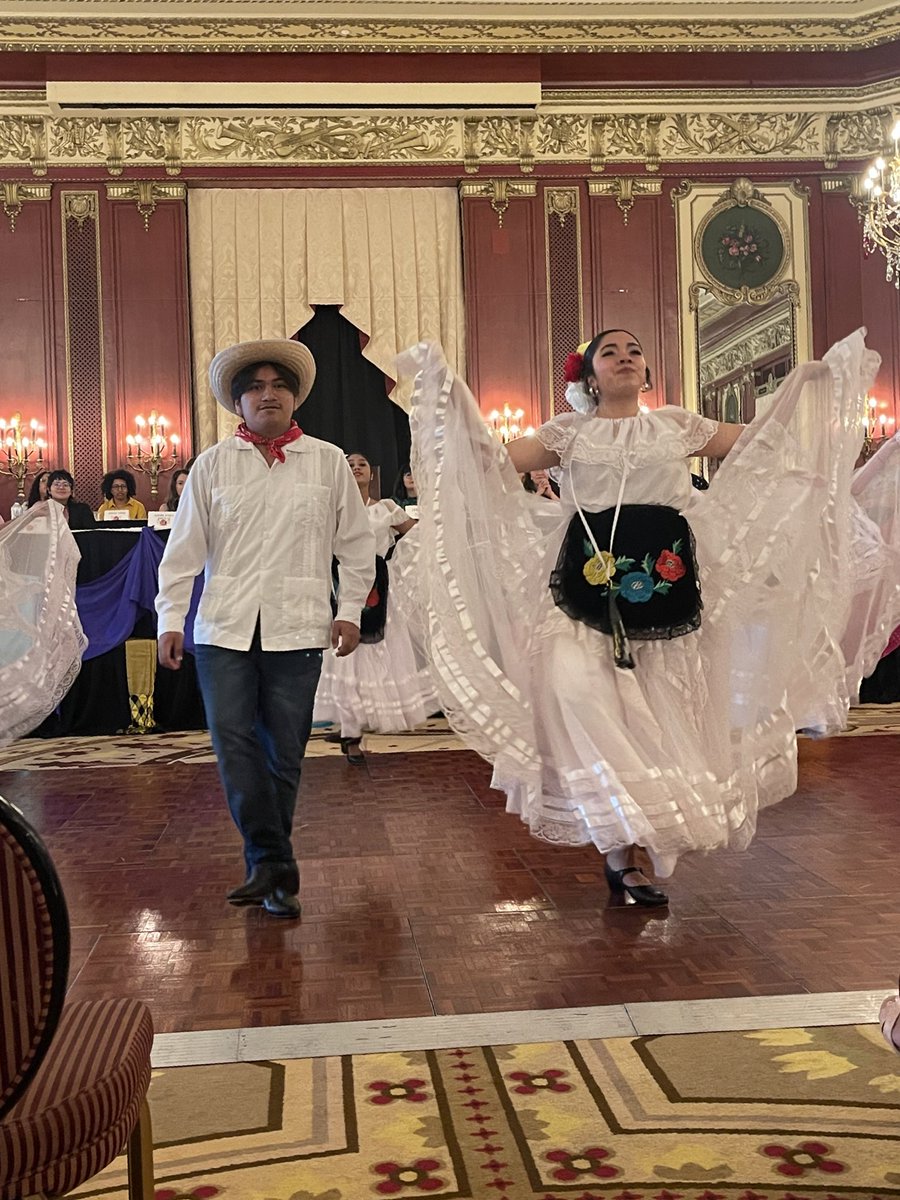 Thank you D33 Ballet Folklorico for your beautiful performance at the 2023 #PuraBelpré Celebración! #ALAAC23