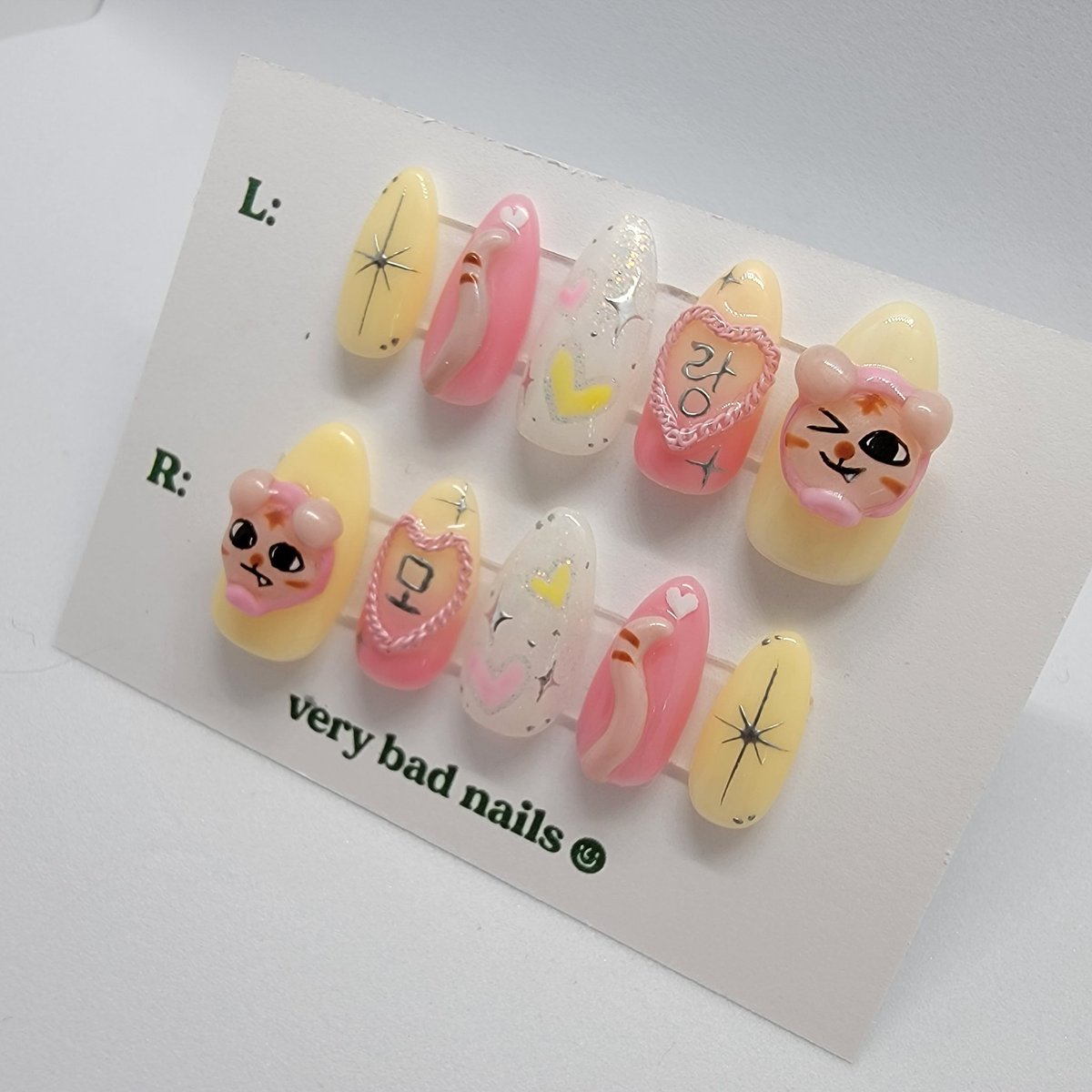 verybadnails's tweet photo. allen, jungmo, and wonjin all liked my nails!!! that's such an honor and im so happy 🥺💖 thank u so much to my incredible luvity customers who ordered these and showed them off 💗   #jungmo #cravity #rangmo #랑모 #정모 #크래비티 #wonjin #CravityinATL #다콩 #원진 https://t.co/91fbES9BV9