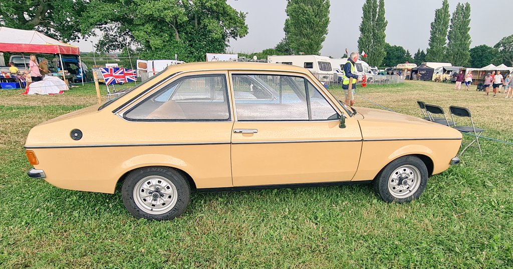 I was made up to see these today. I'm not going to lie, I was like a big kid😜🤣
There is something so special about classic Fords 🔥🔥
#ClassicFord