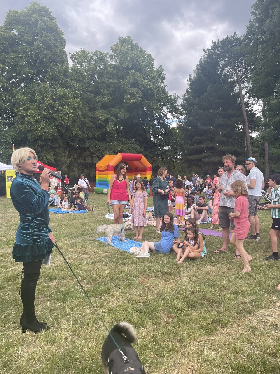 2/3 the <a href="/MayorofBromley0/">Mayor of Bromley</a>  <a href="/PengeTheatre/">The Bridge House Theatre</a>  Blah Blah Gabor and the Friends committee <a href="/SiobhanCaswall/">Siobhan Caswall</a>  &amp; hubby Jon @southlondoncandles <a href="/SoutheyBrewing/">SoutheyBrewingCo</a>  <a href="/threehoundsbeer/">Three Hounds Beer Co</a>  <a href="/gerrikeniger/">Gerri Keniger</a>   <a href="/PengeLabour/">Penge & Cator Labour</a>  <a href="/PengeFestival/">Penge Festival</a>  Were leading the way with high colour aand energy - #pengeandproud