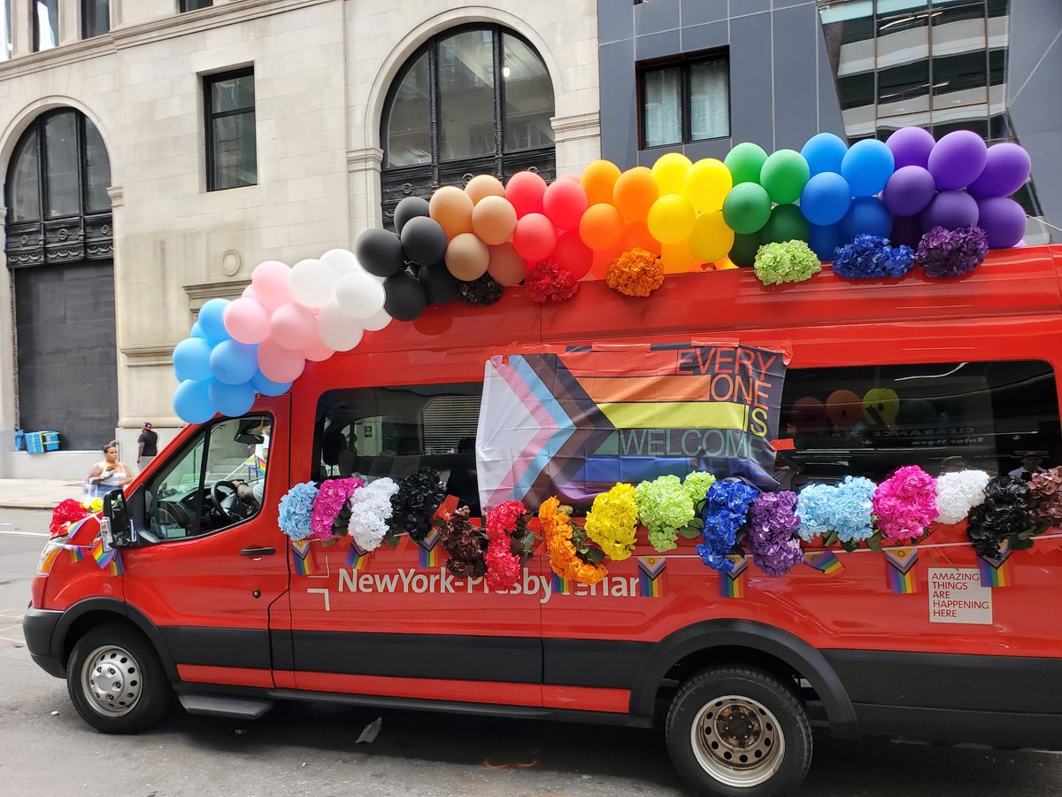 ALLENs_Chipmunk's tweet photo. @nyphospital came to show that we do PRIDE like no other hospital!!!
#nypride #Pride2023 🏳️‍🌈 https://t.co/X7pMUnyvPb