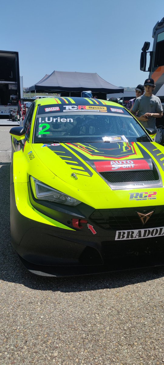 Durante el finde semana en el <a href="/CircuitoNavarra/">Circuito de Navarra</a> hemos podido disfrutar de <a href="/tcrspain/">TCR Spain</a> con la primera carrera en Navarra!!

Carreras al límite y que hemos podido vivir con mucha adrenalina

Hemos tenido el placer de conocer y hablar con el piloto argentino Colo Rosso <a href="/ComtoyouRacing/">Comtoyou Racing</a>