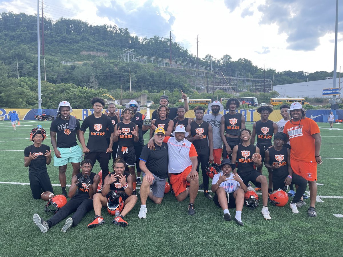 bears_hc's tweet photo. PITT 7 on 7 Champs! https://t.co/Shh6pv8LFQ