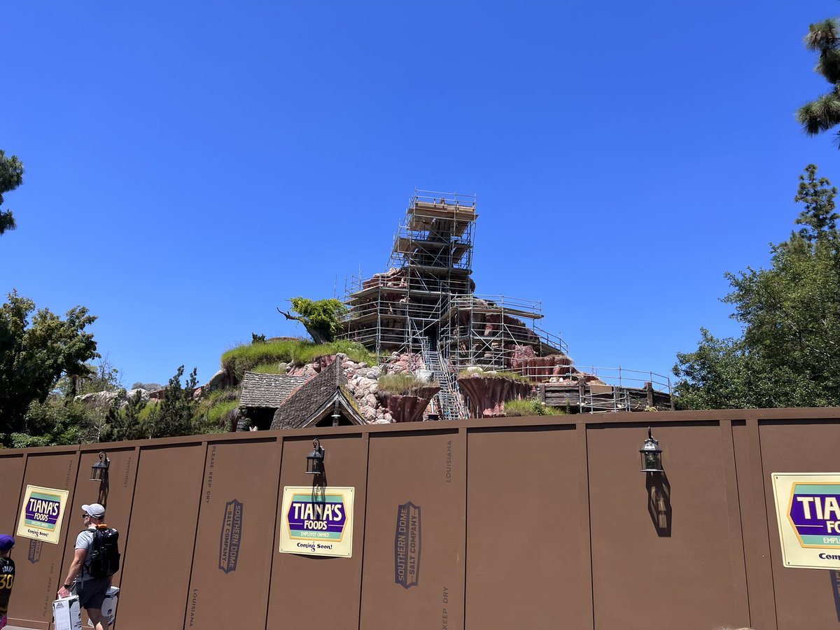 Splash Mountain Archives on Twitter "Current status of Disneyland’s Splash Mountain, 3 years to