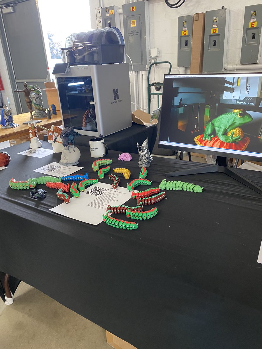 Goodbye #mrrf2023! We had a great time seeing lots of old friends and making new ones and all the caterpillars and salamanders found good homes! See you next year!