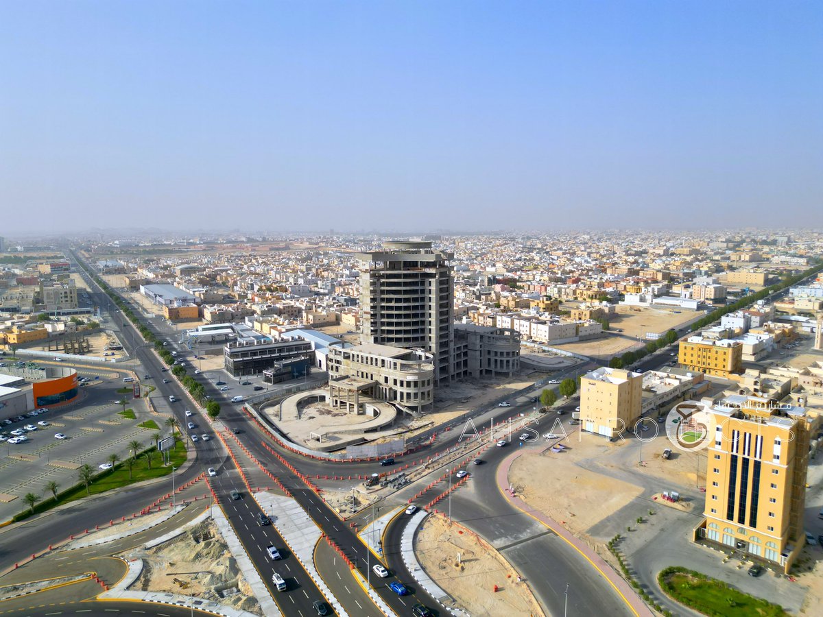 AhsaProjects's tweet photo. #استفهام | 

1- مشروع فندق هيلتون الاحساء منذ عام 2013

2- مشروع هيلتون جاردن إن الاحساء منذ عام 2014

10 سنوات لم يكن كافي لحل التعثرات والعوائق لاستكمال المشروعين؟

#الاحساء #مشاريع_الاحساء #AhsaProjects https://t.co/gNBHvpALQr