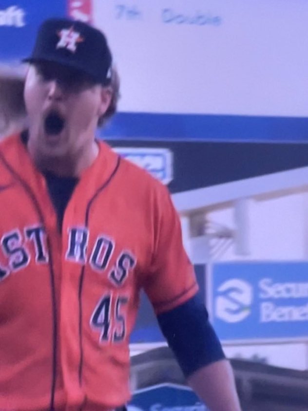 gaslight_man's tweet photo. When you argue that batting average doesn’t matter, but have never actually stepped on a baseball field to play. https://t.co/LsuZmBRkcg