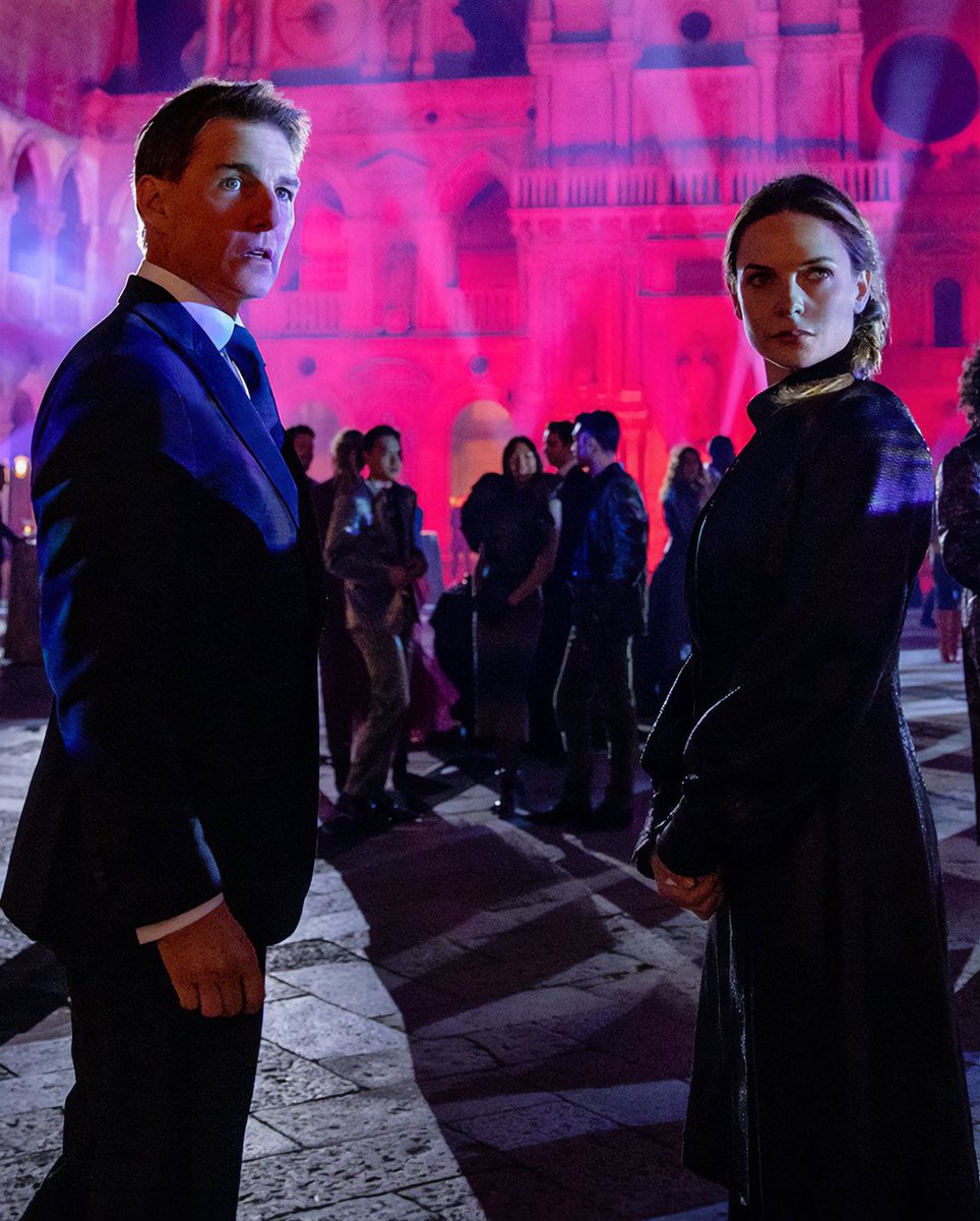 Mission: Impossible yeni filminden Tom Cruise ve Rebecca Ferguson 💨