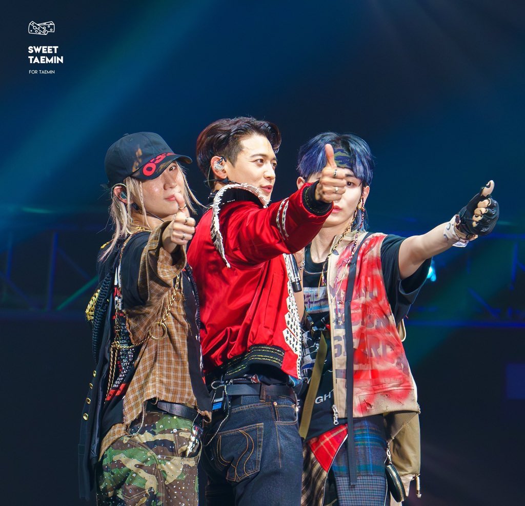 xoalsoax's tweet photo. I feel like words are not enough to describe how proud I am of 2minkey for making this 3 day concert a success. I am beaming with pride with how SHINee, in whatever situation, manage to outperform and exceed our expectations. Not once did I ever feel like it was lacking, they made sure they gave their utmost 525% energy to each and every performances. It must be difficult but they still manage to give us spectacular stages. SHINee really makes the impossible, possible. My boys, you all deserve all the love, appreciation and respect.