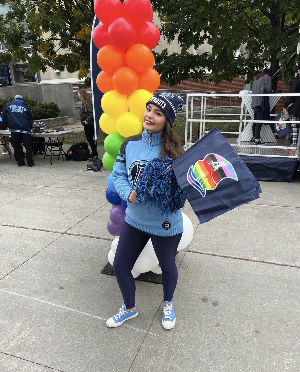 ArgosAdmirals's tweet image. Happy Pride Month, CFL fans. Hoping everyone headed to the @PrideToronto parade has an awesome day! 🏳️‍🌈🏳️‍⚧️🌈#Pride2023 #TorontoPride #CFL #TorontoArgos