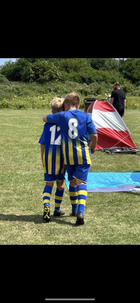 BarronsU13's tweet photo. Sums our lads up this, our captain consoling his team mate after a penalty shoot out miss. Love this 😍 🔵🟡 https://t.co/HQf2Mc9SWs