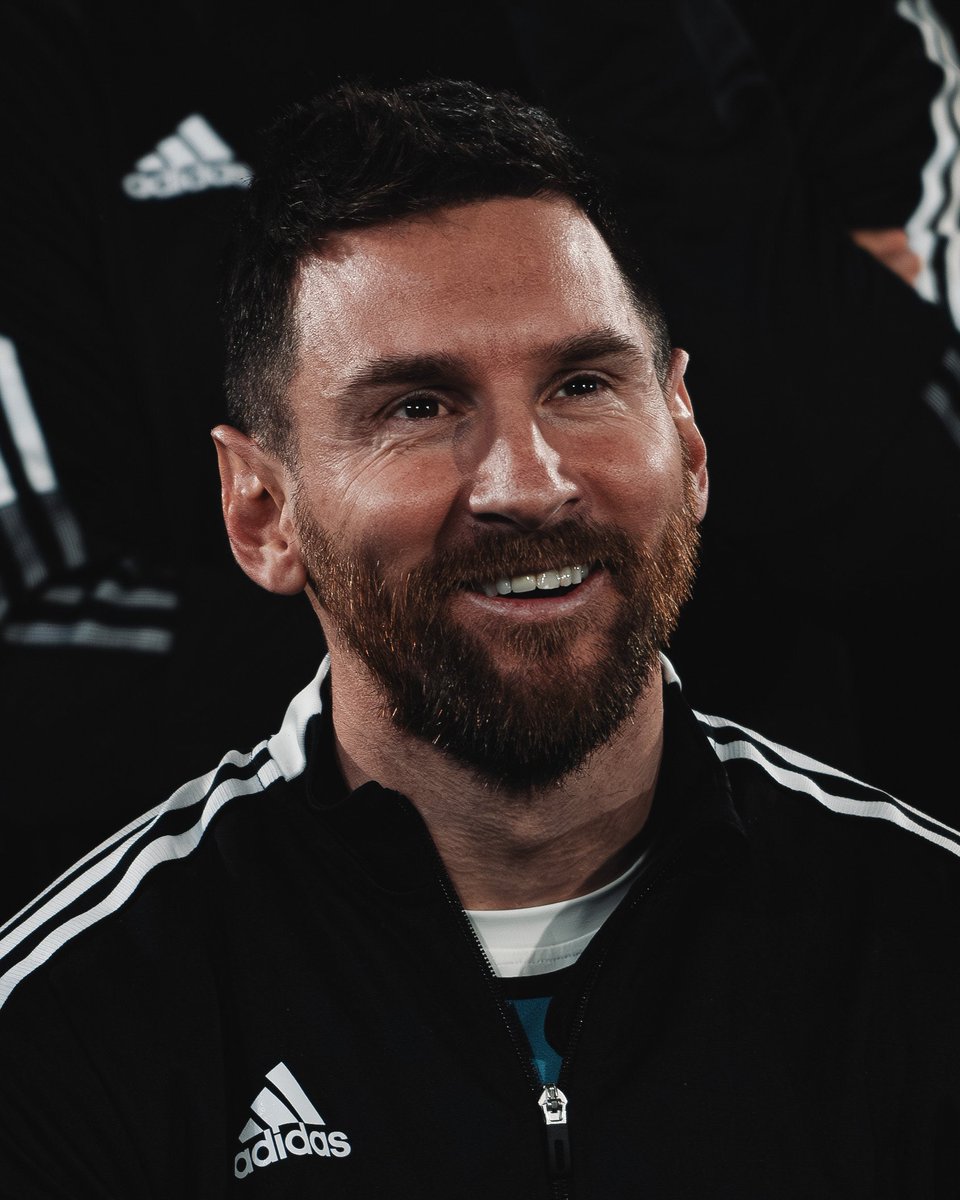 SaraFCBi's tweet photo. 🎙️ Leo Messi: “I no longer look at my records. They don't matter to me. The only thing I look at is what I've achieved with Argentina and with the clubs- the collective titles.” https://t.co/rplRVcDXRA